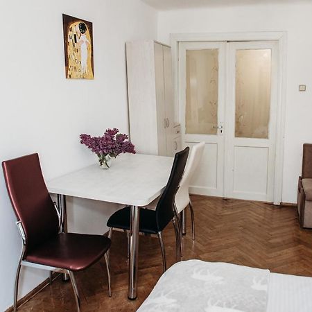 Апартаменти Для Великої Компанї В Центрі Міста Lviv Extérieur photo